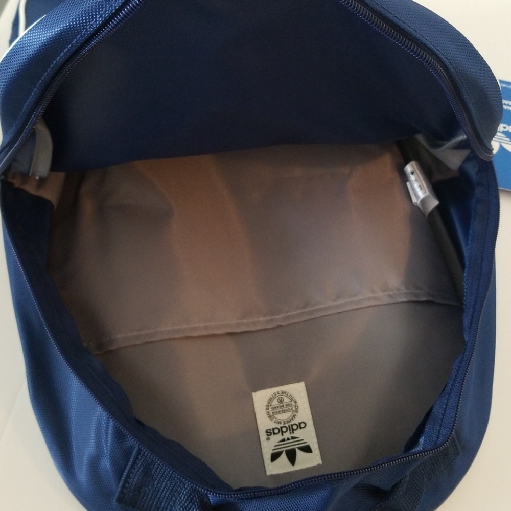 Adidas Originals Backpack - Picture 6 of 7